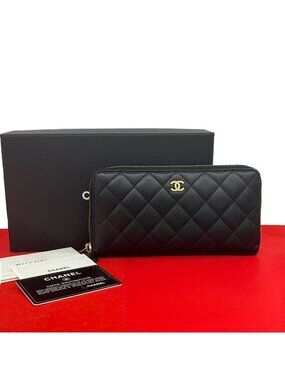 Chanel Quilted CC Logo Caviar Leather Wallet Black